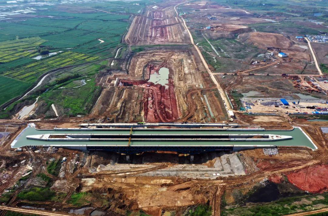 World’s Longest-span Steel Aqueduct Put into Operation