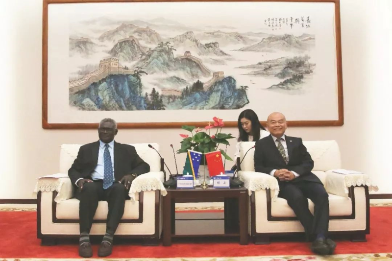 President CHEN Yun Meets with PM of Solomon Islands