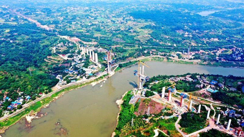 1.泸州沱江特大桥建设现场