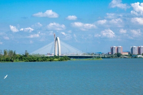 黄冈活力之门大桥