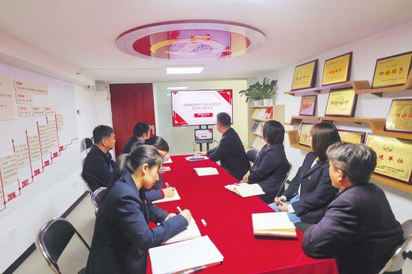 中铁六局物贸公司“增强保密意识 筑牢安全防线”主题党日活动