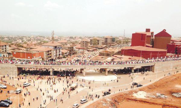 通车当天航拍图2_副本