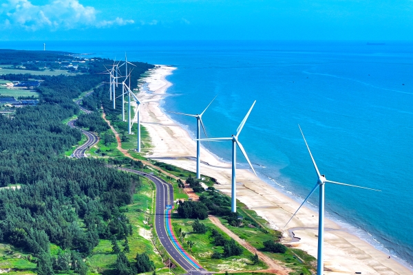 海南环岛旅游公路文昌段风车海岸_副本