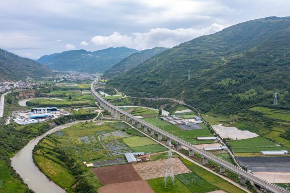 右所屯岷江双线特大桥