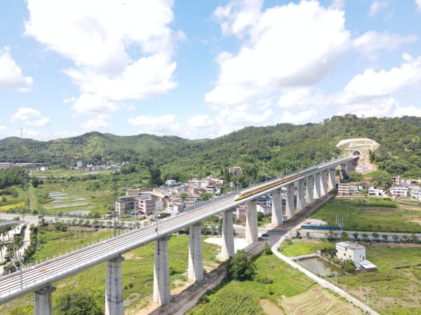 中铁六局广州公司+梅龙高铁联调联试2