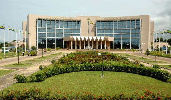 6.加蓬国民议会大厦