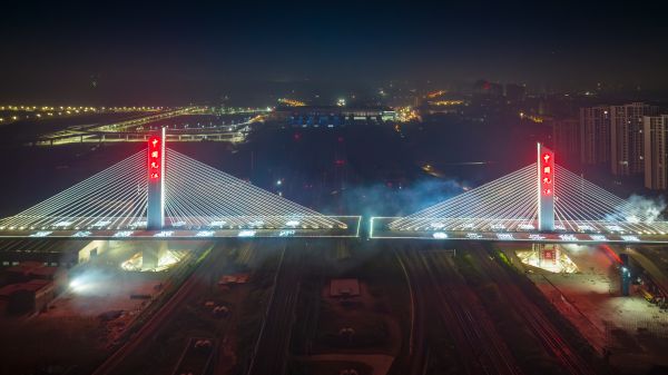 九江快速路跨庐山站转体斜拉桥转体施工完成-刘玉才航拍