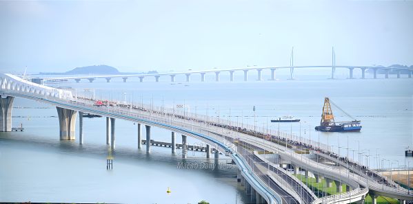 中铁宝桥参建澳门大桥正式通车 (1)