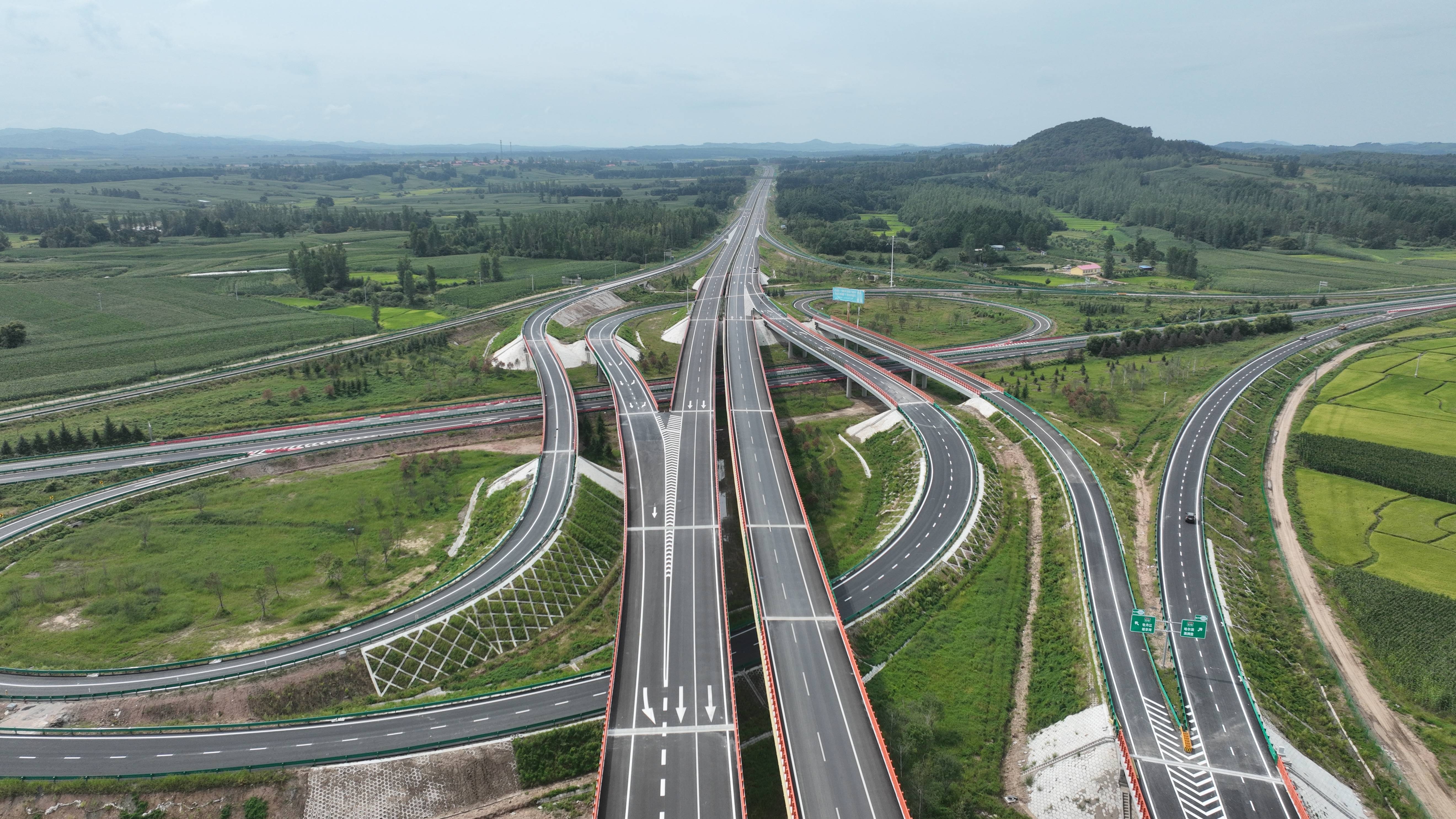 中国中铁一体化投资建设监理运营的铁科高速公路尚五段通车