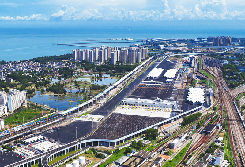 海口新海港和南港“二线口岸”（货运）集中查验场启动试运行