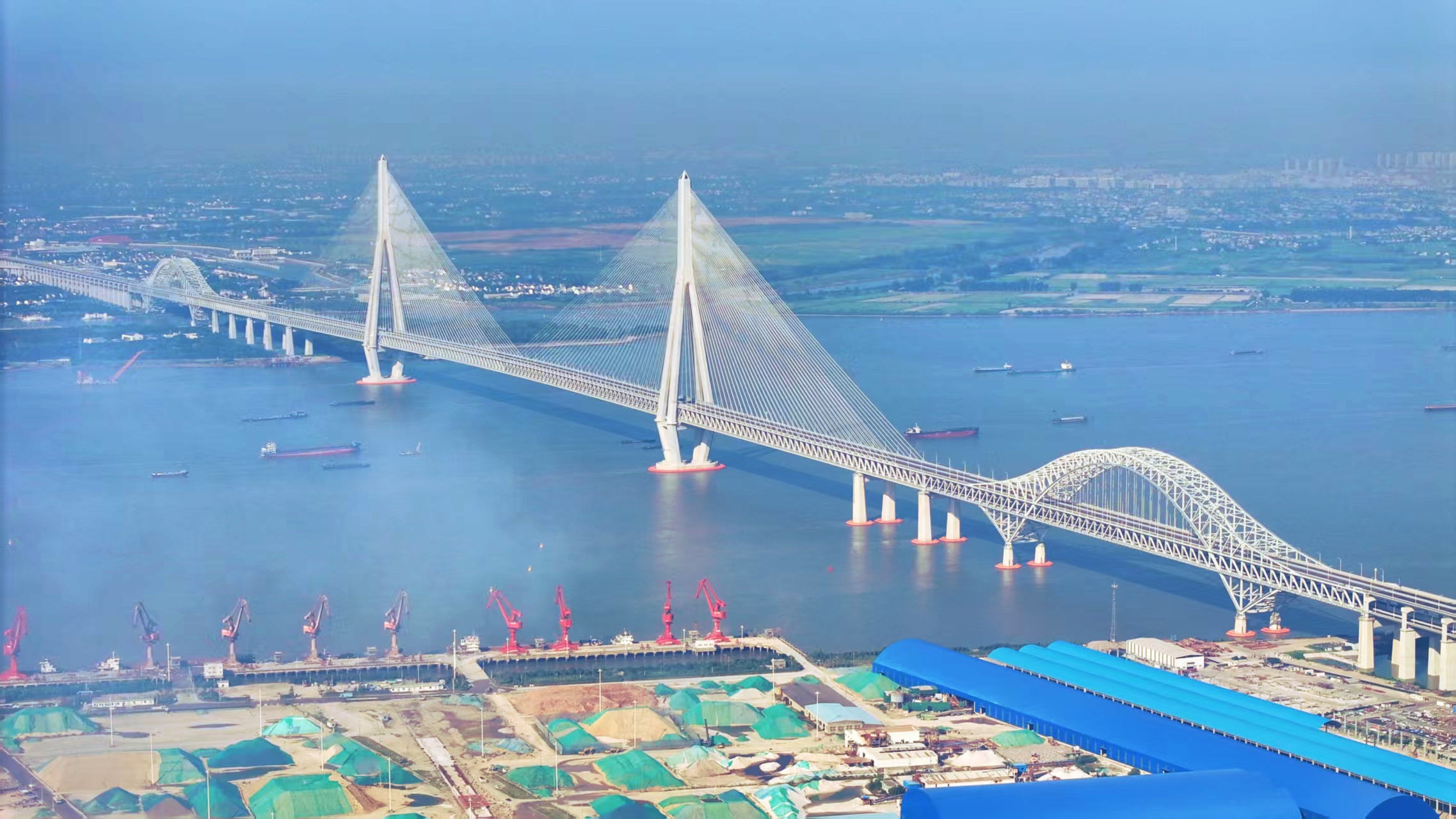 钢梁为“键”  道岔作“弦”在河山之间用“钢的琴”弹奏时代强音——中铁宝桥“十四五”发展纪实​