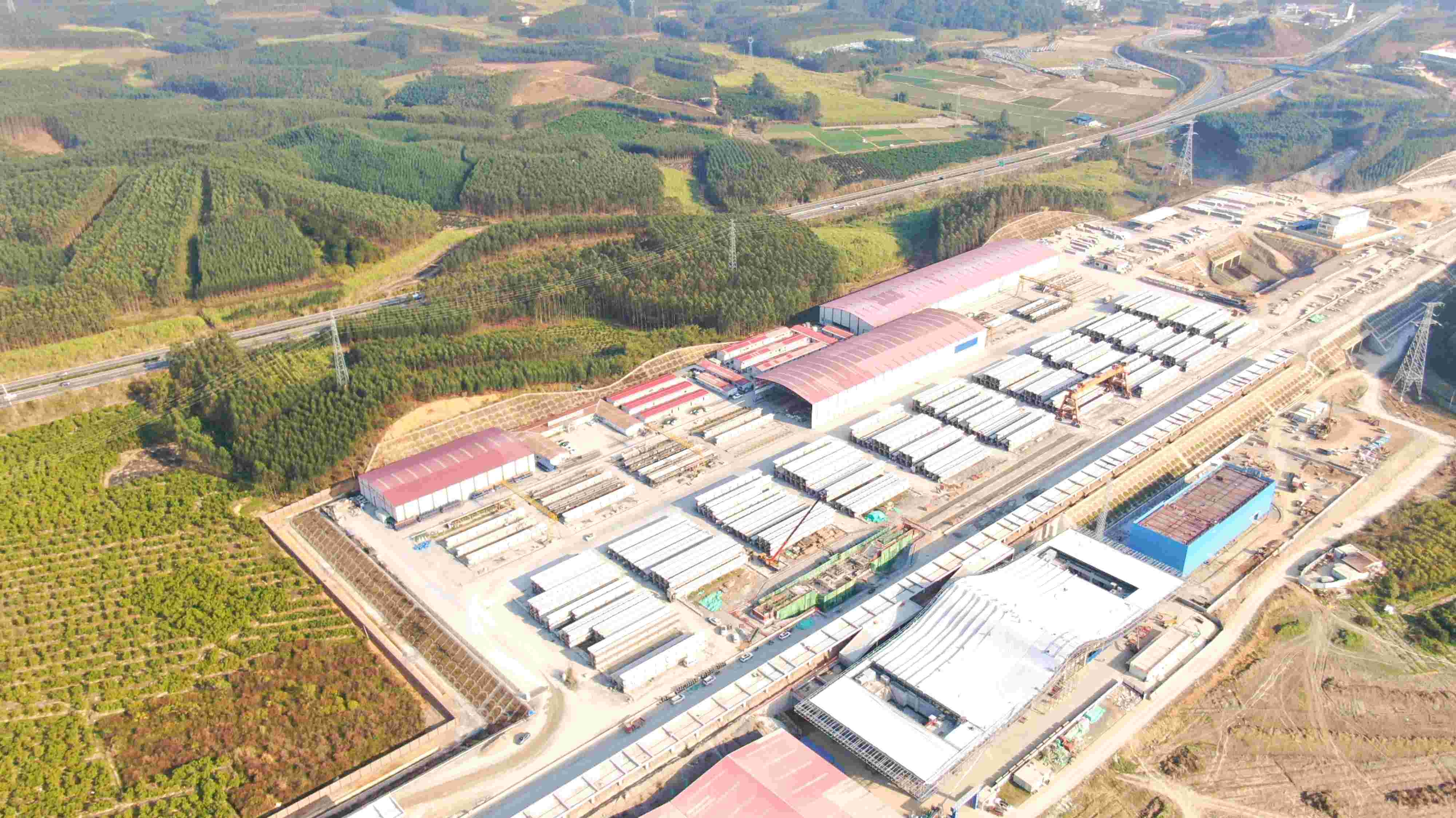 柳梧铁路建设取得重大进展