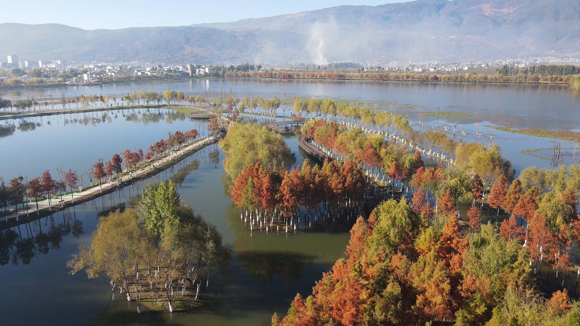 洱海源头上演“生态蝶变”：中铁十局匠心筑就“水清岸绿”新画卷