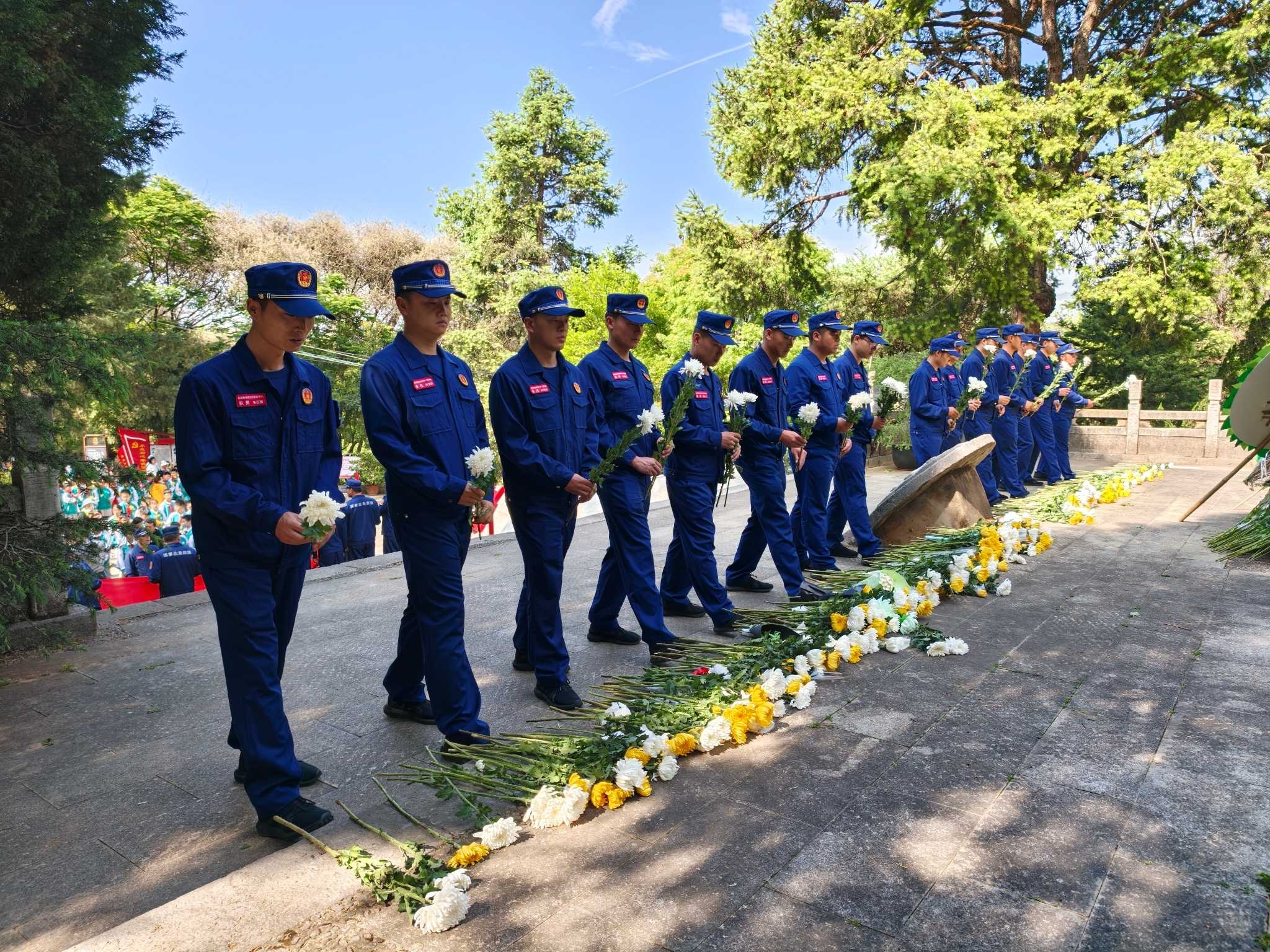 慎终追远 缅怀先烈——中国中铁基层单位开展清明节祭扫主题活动掠影（一）