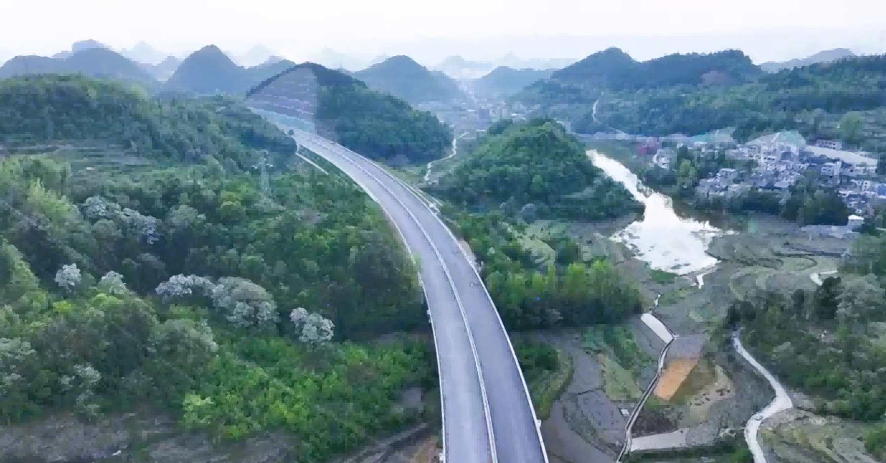 世界地球日：铁肩筑绿 匠心护蓝——中国中铁的生态答卷（三）