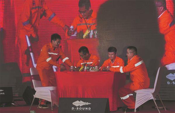 工地春晚 (31)