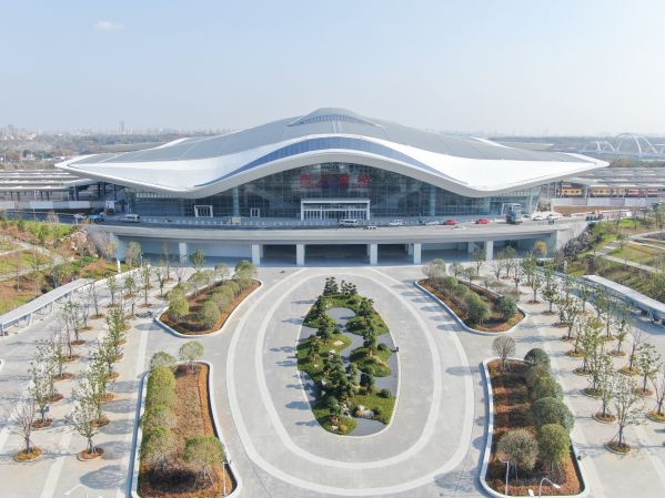 荆门西站现场图 (3)