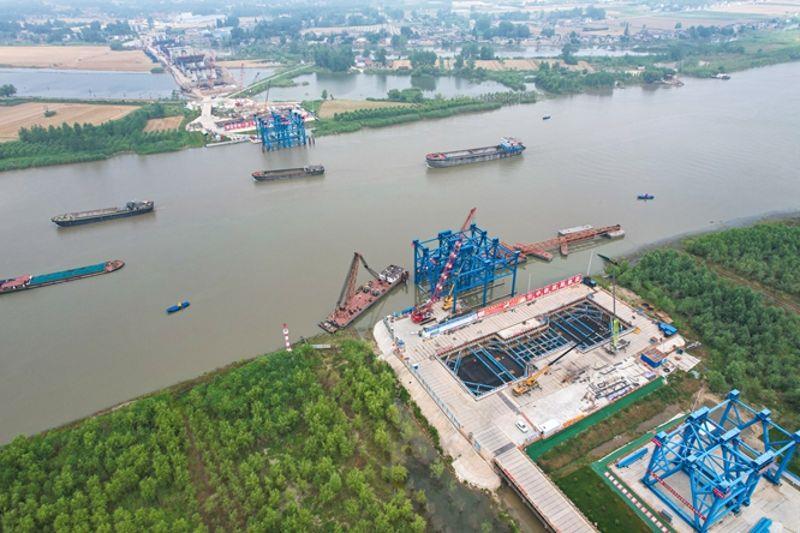 世界最大跨度无砟轨道高速铁路桥