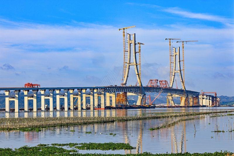 图为牛田洋特大桥