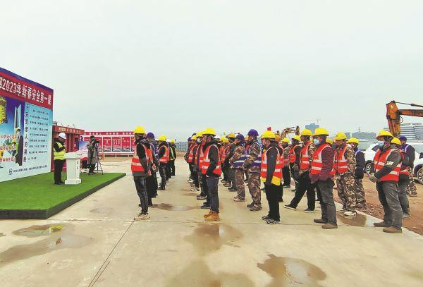 春节里的安全生产第一课 林旺摄