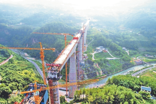 石梁河双线特大桥4号墩T构连续梁4_副本