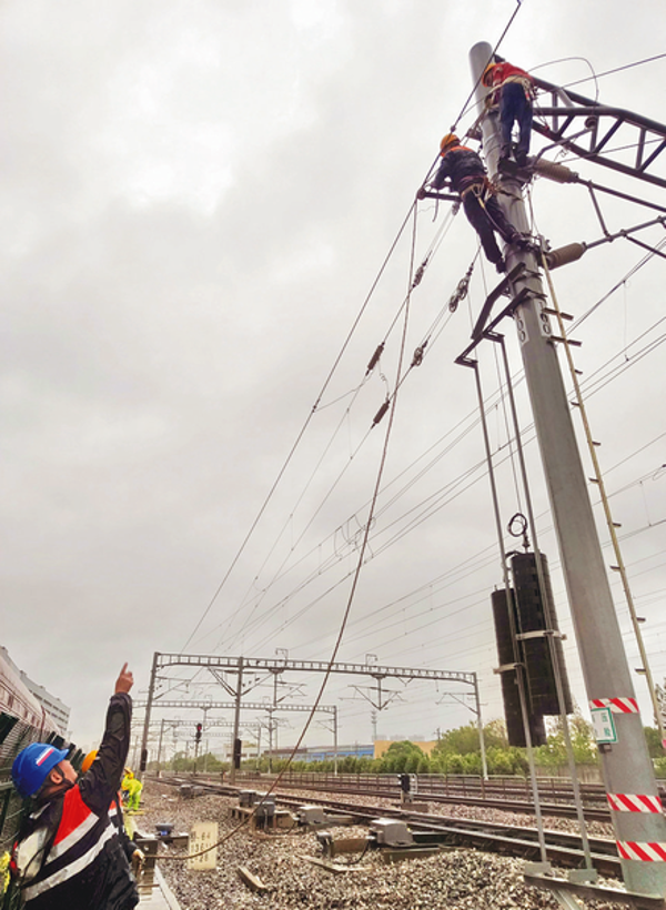 cff1884de012e91f7941fd5530126c21_img_24_1025_205_281 cff1884de012e91f7941fd5530126c21_img_24_1025_205_281