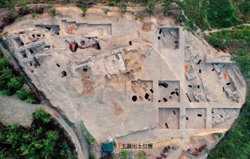 The heritage site of Bicun Village is one of the places where prehistoric jades were found in northwestern Shanxi Province, and the discovery provides important materials for the study of the emergence of China’s early dynasties.