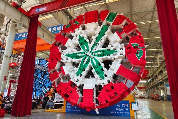 世界首台绿色盾构机在意大利西西里岛顺利始发2